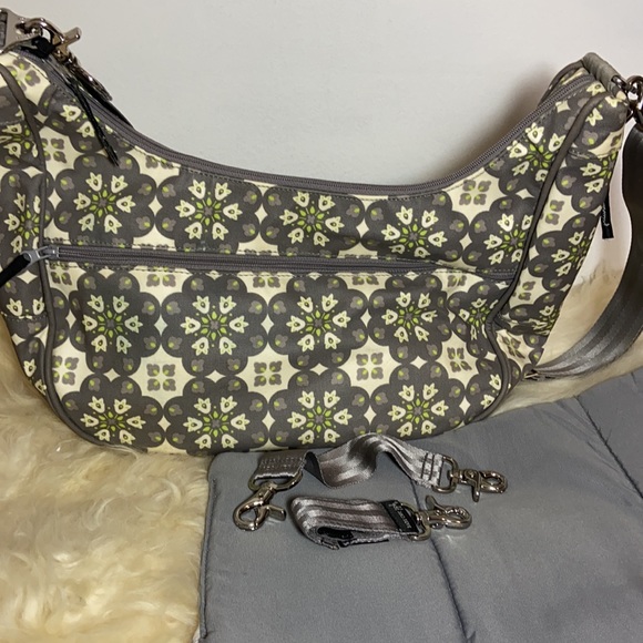 Petunia Pickle Bottom Diaper Bag - Picture 3 of 4